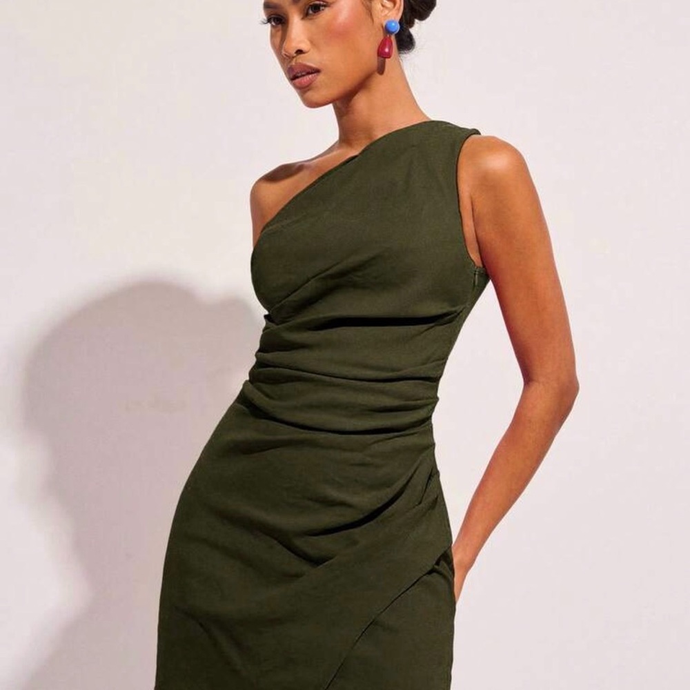 Women’s Asymmetrical Army Green One-Shoulder vacation Dress XS